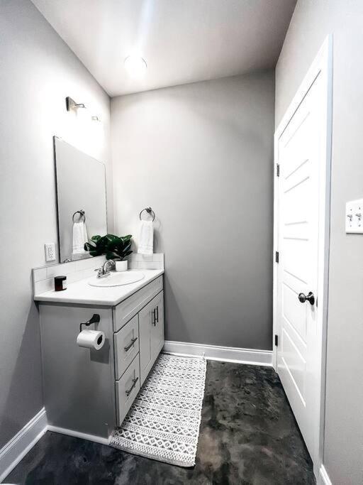 New Luxury Townhome Youngsville Luaran gambar