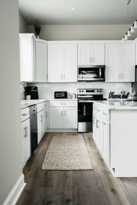 New Luxury Townhome Youngsville Luaran gambar
